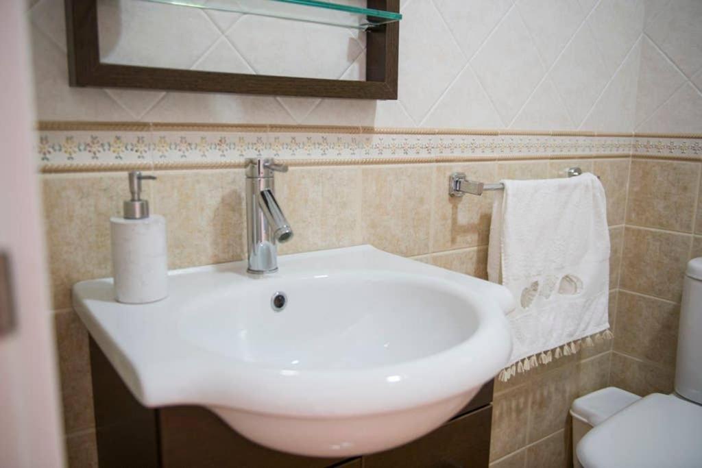 Precioso Apartamento Frente Al Mar Santa Pola Exterior photo